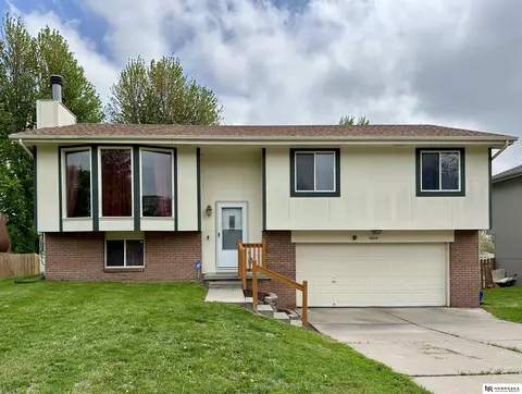 8219 Clay St, Omaha, NE 68122