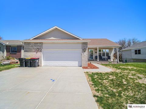 1924 SW 33 St, Lincoln, NE 68522