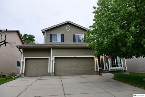 14917 Redman Ave, Omaha, NE 68116