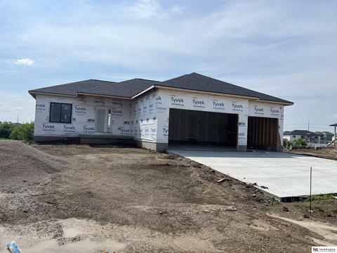 813 W Santa Clara St, Lincoln, NE 68523