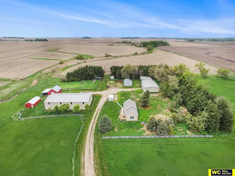 1411 County Road 16, Hooper, NE 68031