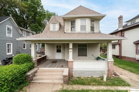 1337 S 28 St, Omaha, NE 68105 | 37 Photos | MLS #22310331 - Movoto