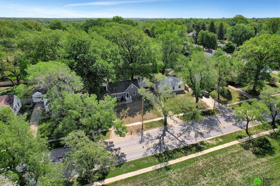  2200 S 33rd St, Lincoln, NE 68506 photo 38