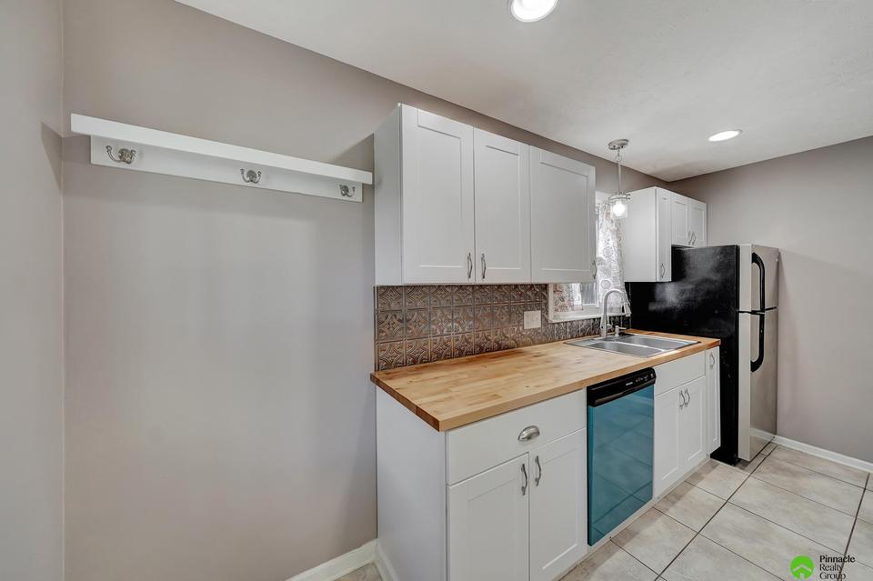  2200 S 33rd St, Lincoln, NE 68506 photo 20