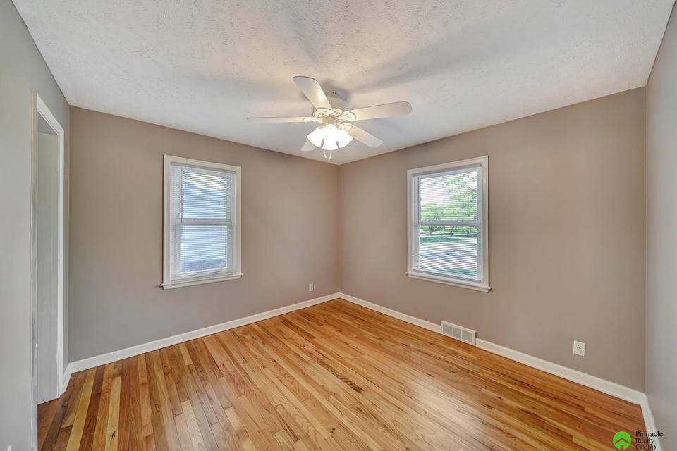  2200 S 33rd St, Lincoln, NE 68506 photo 15