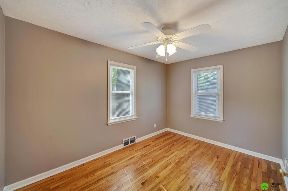  2200 S 33rd St, Lincoln, NE 68506 photo 13