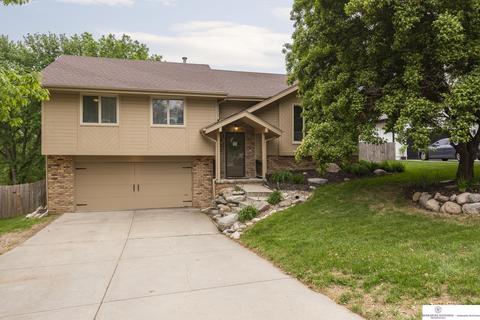 321 N 153 Cir, Omaha, NE 68154