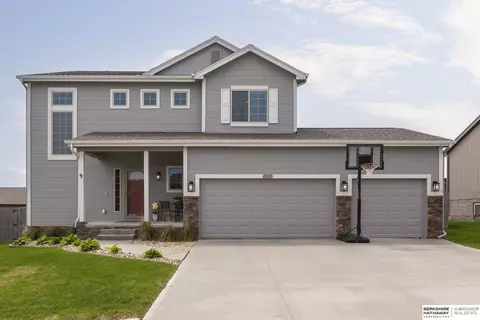 1915 Mesa St, Bellevue, NE 68123