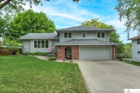 12322 Pinewood Dr, Omaha, NE 68144