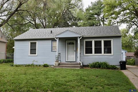 3327 N 60th St, Lincoln, NE 68507
