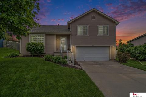 16343 Meredith Ave, Omaha, NE 68116
