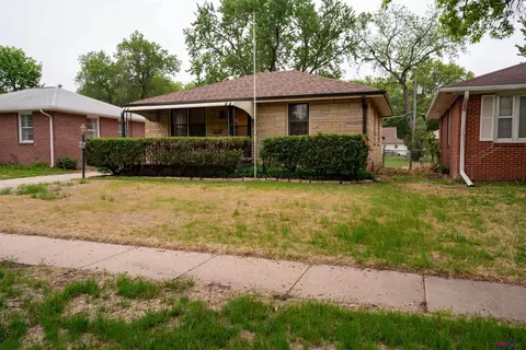 6951 Ballard Ave, Lincoln, NE 68507