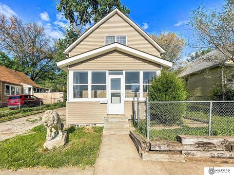 5829 S 21st St, Omaha, NE 68137
