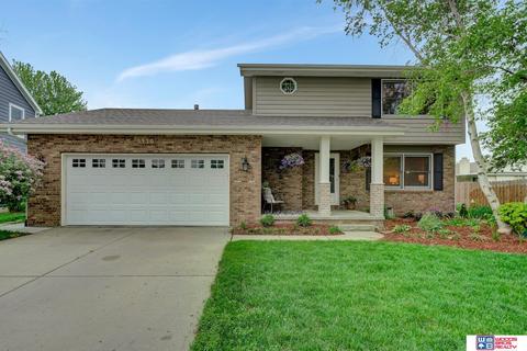 5530 Channel Dr, Lincoln, NE 68516