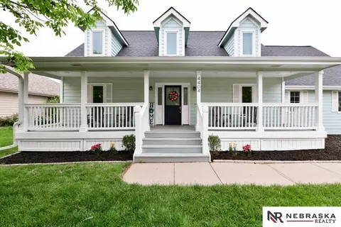 4404 Longview St, Bellevue, NE 68123