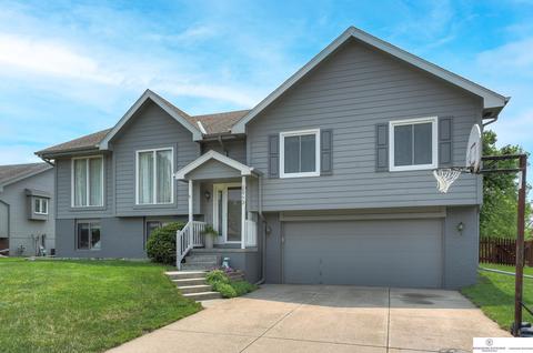 15773 N 2 St, Bennington, NE 68007