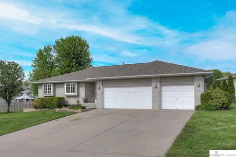 15001 Marseille Ave, Bellevue, NE 68123