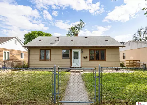 3529 7th Ave, Council Bluffs, IA 51501
