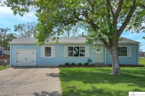 7322 S 41 Ave, Bellevue, NE 68147
