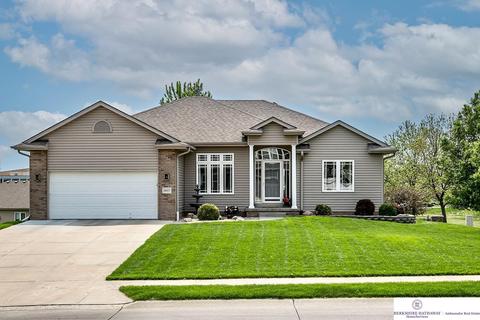 16025 Craig Ave, Bennington, NE 68007