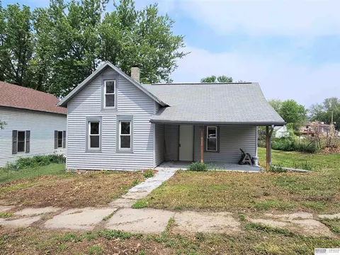 214 Pribam Ave, Prague, NE 68050