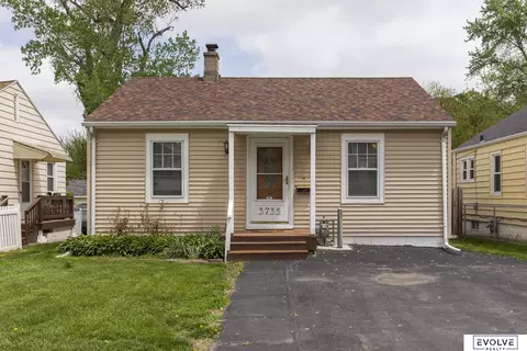3735 N 44th St, Omaha, NE 68111