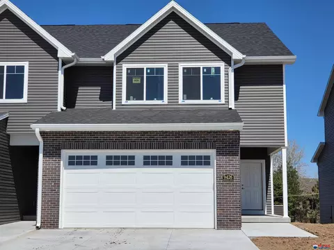 9426 Merryvale Dr, Lincoln, NE 68526