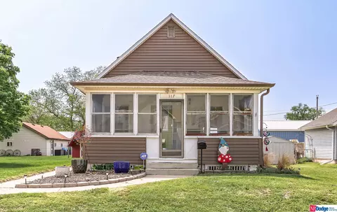 117 N West St, Missouri Valley, IA 51555