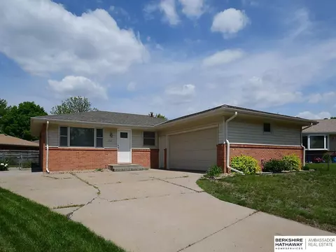 1621 Denby Pl, Lincoln, NE 68505