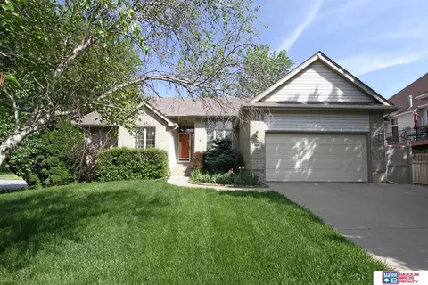 7600 Kennelley Dr, Lincoln, NE 68516