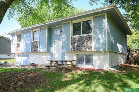 3911 N 212 St, Omaha, NE 68022