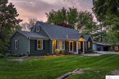 2410 S 102 St, Omaha, NE 68124