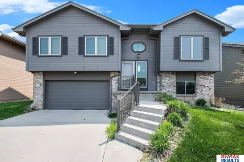 3521 Middle Ferry Rd, Council Bluffs, IA 51501