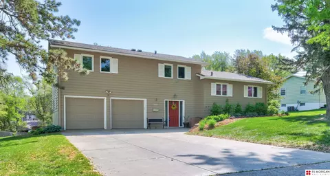 1843 N 75 Ave, Omaha, NE 68114