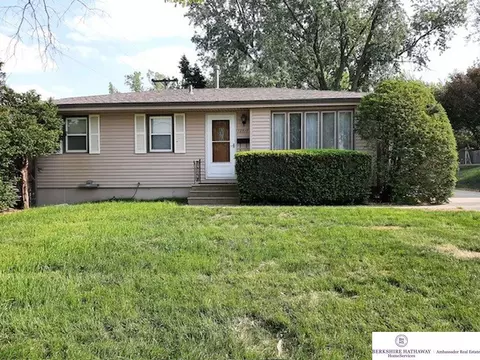 12517 C St, Omaha, NE 68144