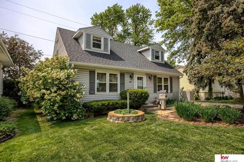 3018 123 St, Omaha, NE 68144