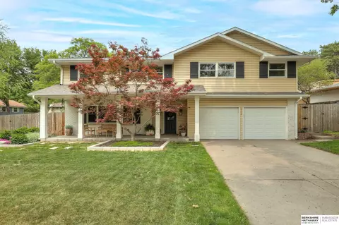 6100 Sumner St, Lincoln, NE 68506