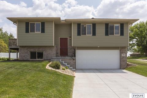 301 E Park St, Weeping Water, NE 68463