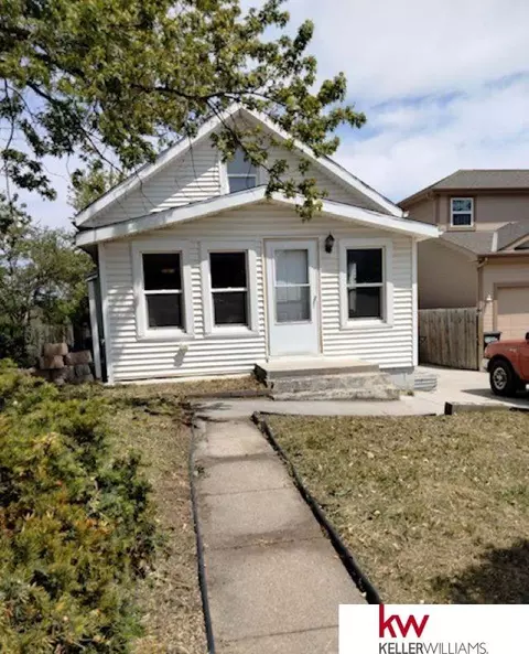 3348 Harrison St, Omaha, NE 68147