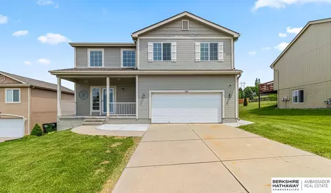 4603 N 165th St, Omaha, NE 68116