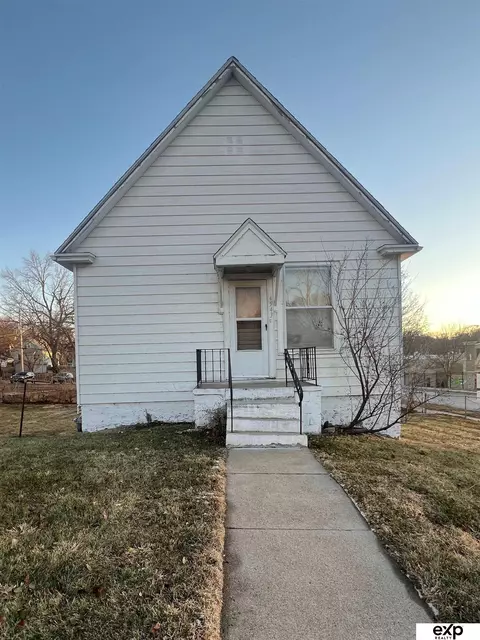 4543 Hamilton St, Omaha, NE 68132