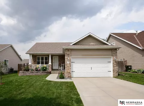 1822 Chloe Ln, Lincoln, NE 68512