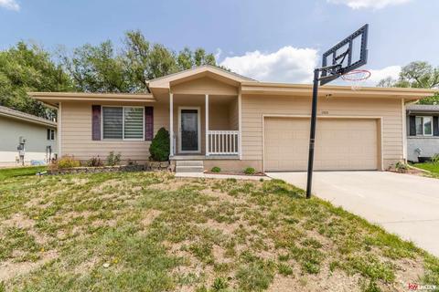 1900 SW 25th St, Lincoln, NE 68522
