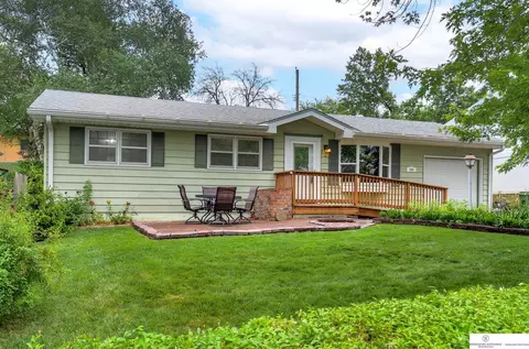 203 Westridge Ave, Bellevue, NE 68005