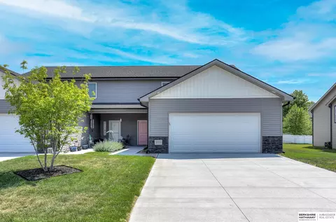 23253 Kelsey Ln, Waterloo, NE 68069