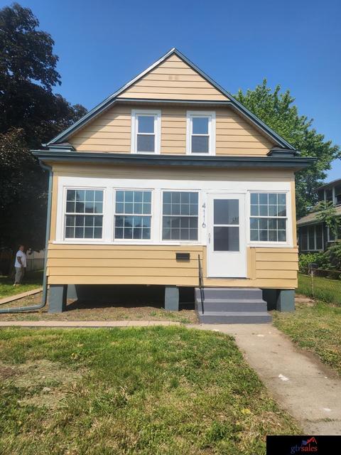 4116 N 18 St, Omaha, NE 68110