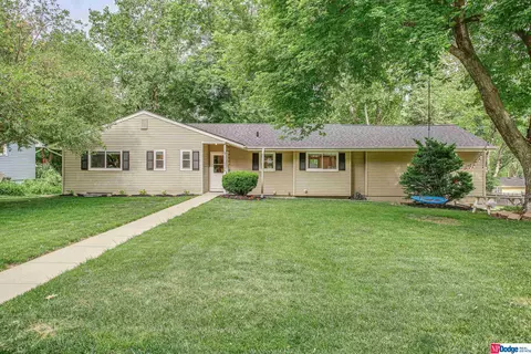 3106 S 106th St, Omaha, NE 68124