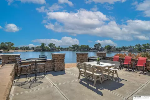 17011 Bojanski Dr, Bellevue, NE 68123