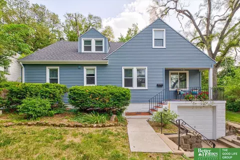 4937 Woolworth Ave, Omaha, NE 68106