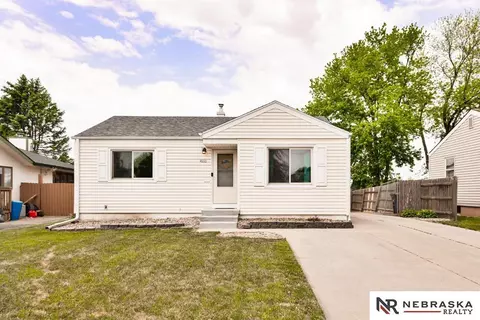 4860 S 50 Ave, Omaha, NE 68117